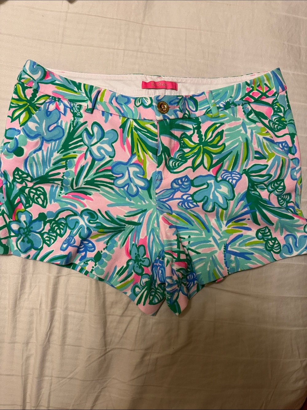 Lilly Pulitzer Callahan Knit Shorts
“Pelican Pink Coconut Row”
